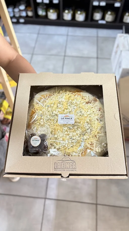 PIZZA 4 QUESOS