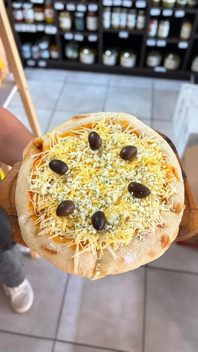 PIZZA 4 QUESOS