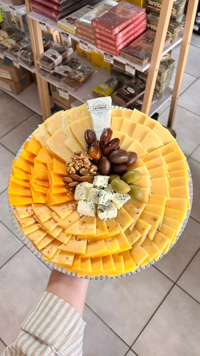 PICADA DE QUESOS